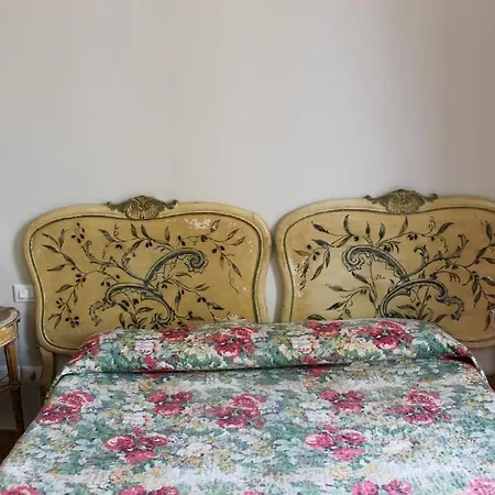 Medici Hotell 2*
